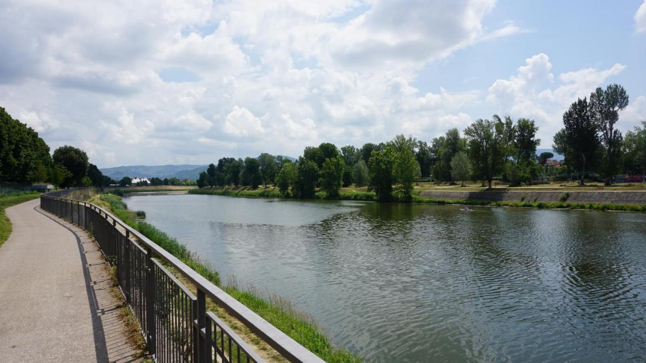 Arno River View Apartment Terraces, Free Parking Florence Exterior photo